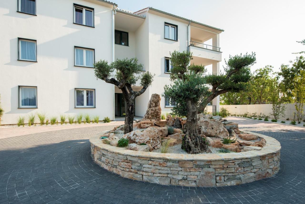 Villa Anja Peroj Exteriör bild