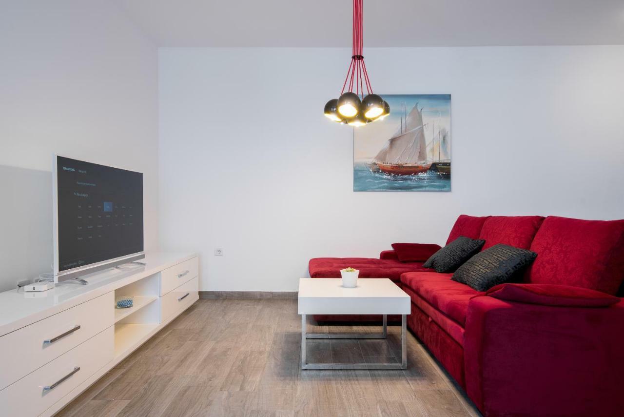 Villa Anja Peroj Exteriör bild