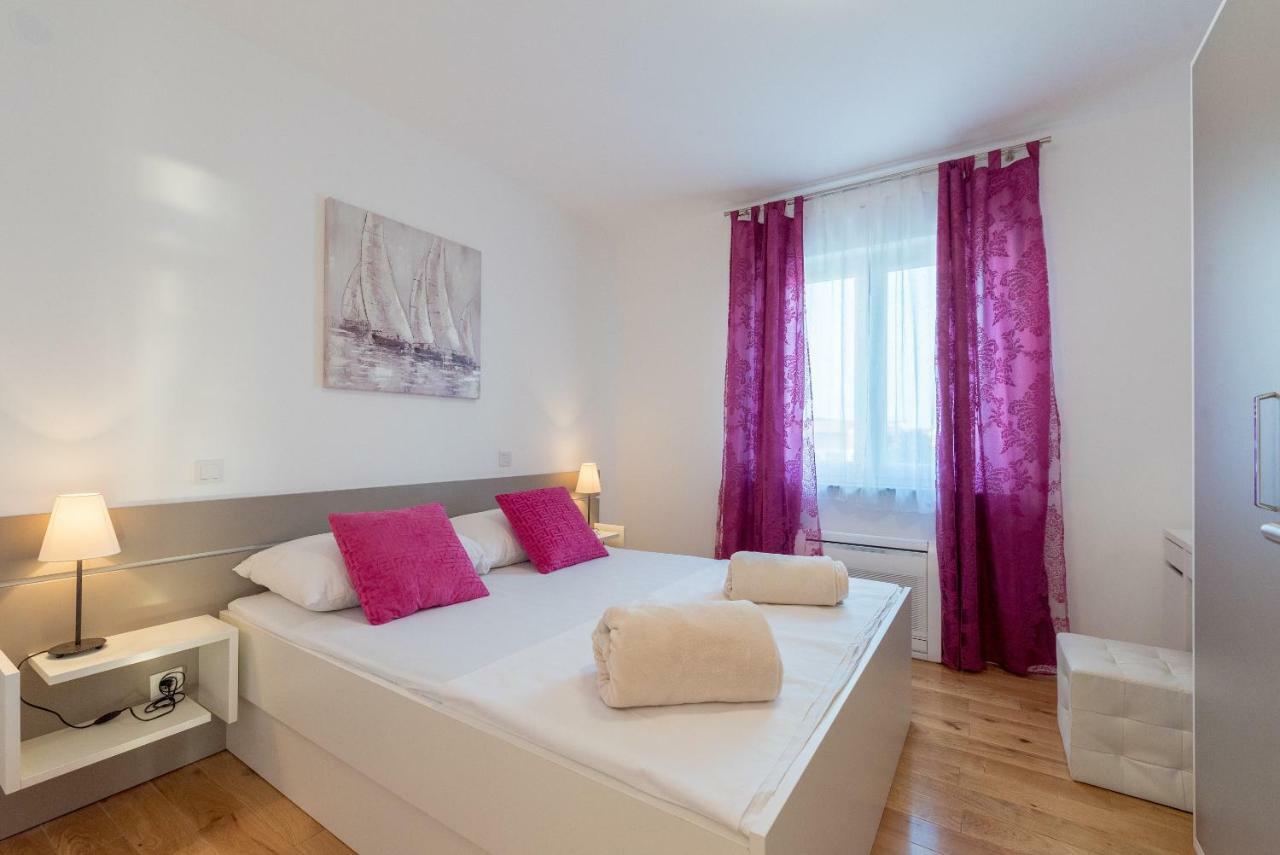Villa Anja Peroj Exteriör bild