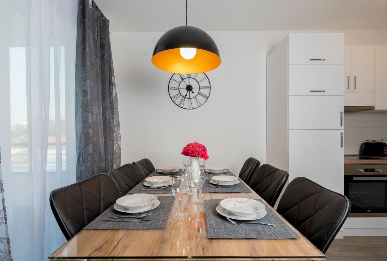 Villa Anja Peroj Exteriör bild